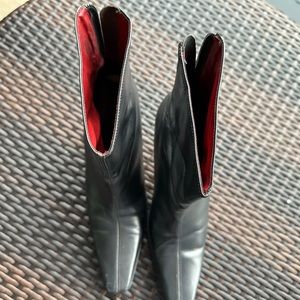 Grey leather bootie 2 1/2 inch heel size 81/2 by Nine West.